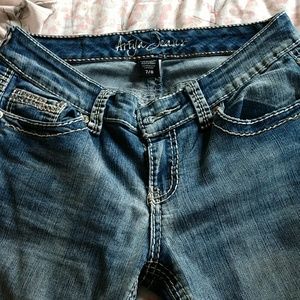 Ariya Jeans - Pants Ariya Jeans - Pants